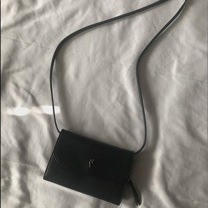 Black Simply Vera crossbody purse